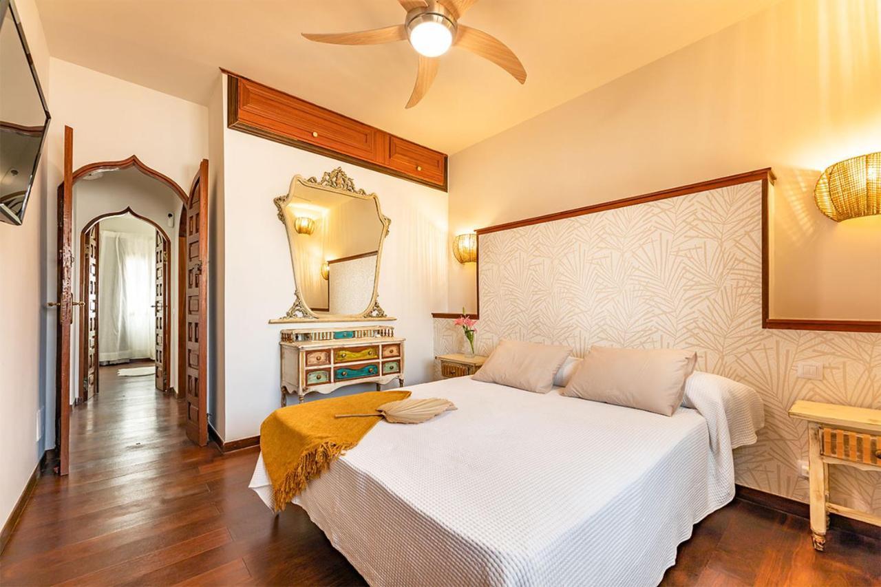 Villa Corralejo Bay Beachfront Corralejo By Holidays Home Екстер'єр фото