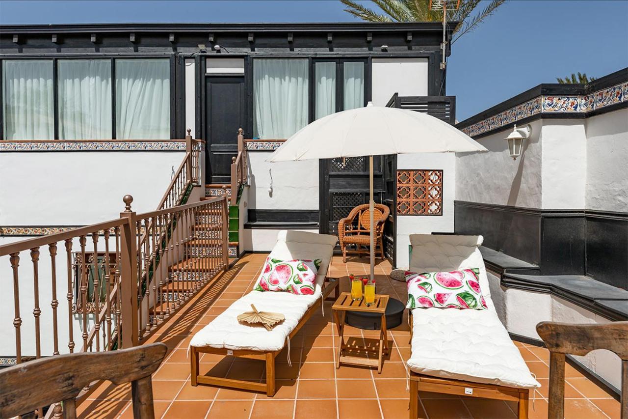 Villa Corralejo Bay Beachfront Corralejo By Holidays Home Екстер'єр фото