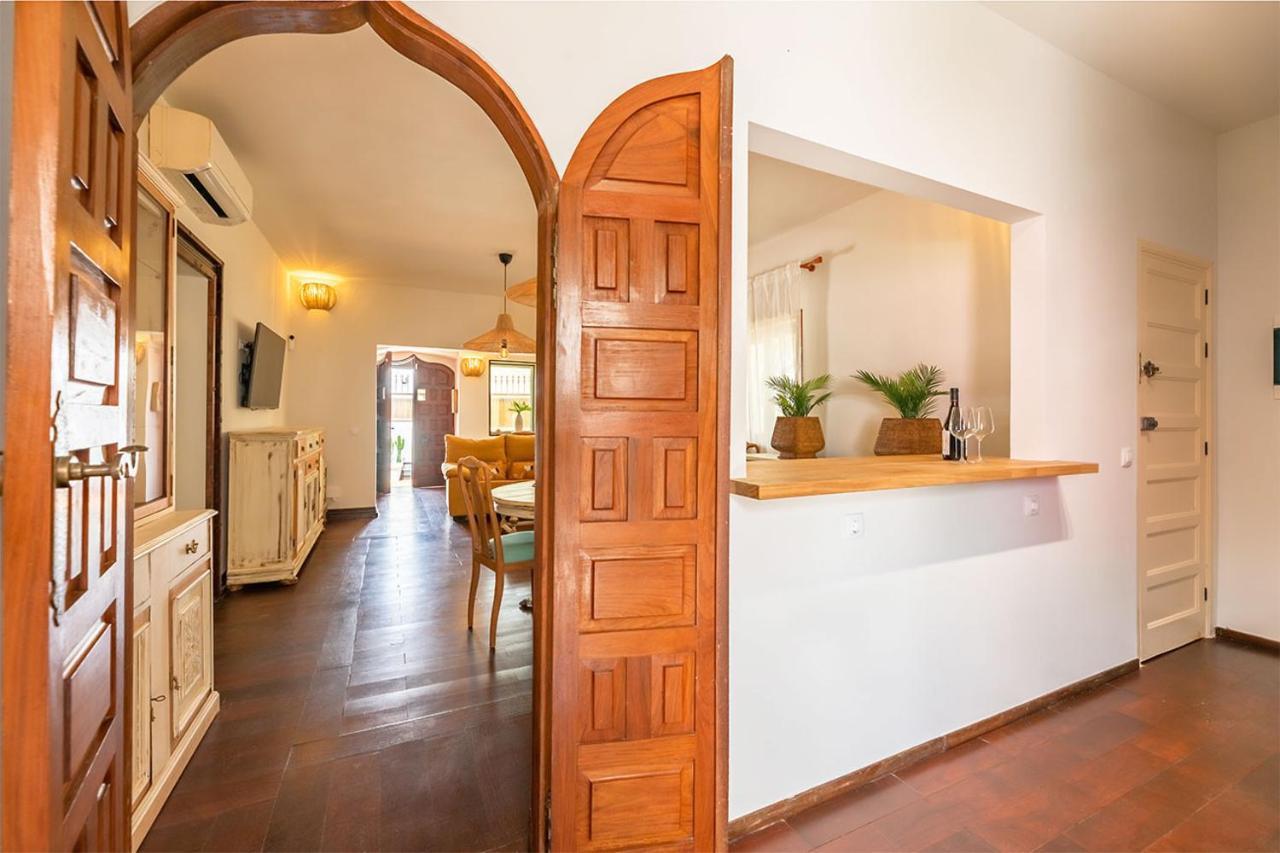 Villa Corralejo Bay Beachfront Corralejo By Holidays Home Екстер'єр фото