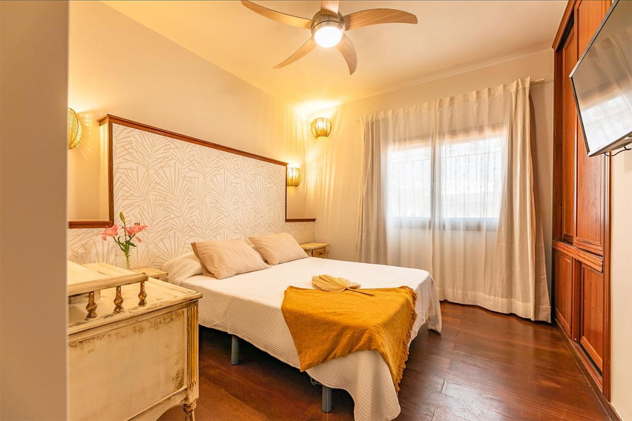 Villa Corralejo Bay Beachfront Corralejo By Holidays Home Екстер'єр фото