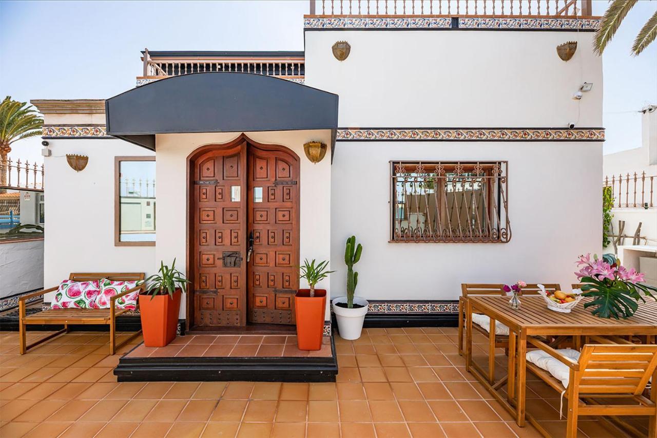 Villa Corralejo Bay Beachfront Corralejo By Holidays Home Екстер'єр фото